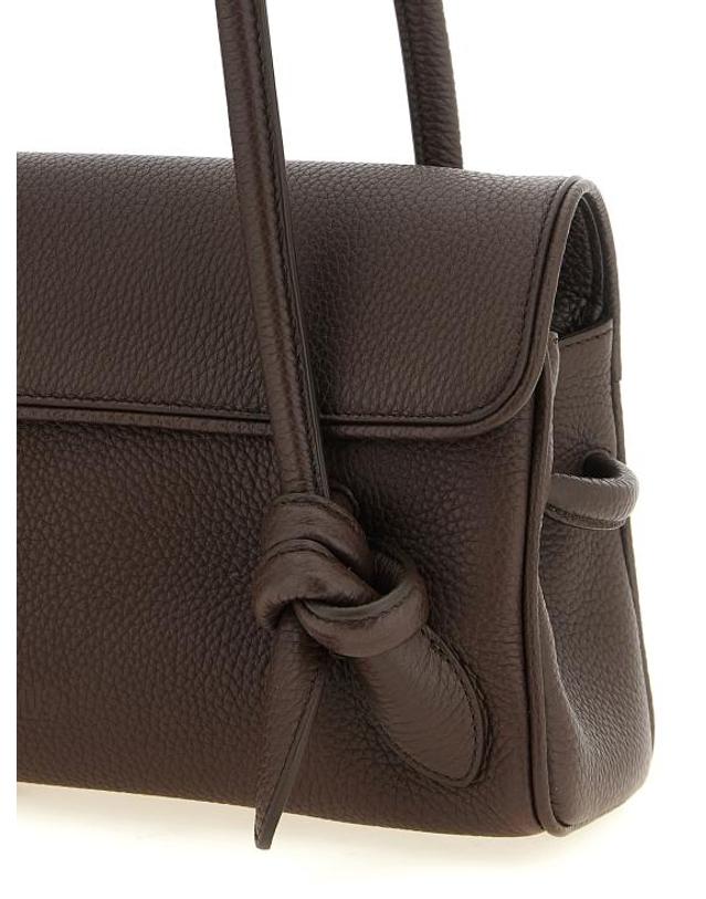 자크뮈스 [해외직구] 26FW 자크뮈스 숄더백 26HBAW00467AC03A03880 Brown 착용컷