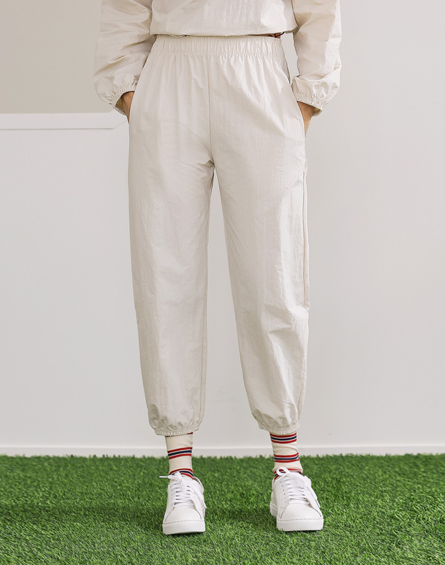 쥬아르 골프 라이트 윈드 밴드 조거 골프 팬츠_5color 착용컷