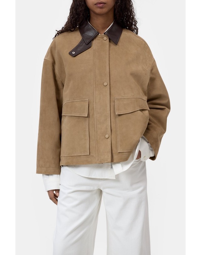 클로즈드 클로즈드 고트스킨 스웨이드 워커 자켓 C97503-81G-22-982 SAND BEIGE 베이지 착용컷