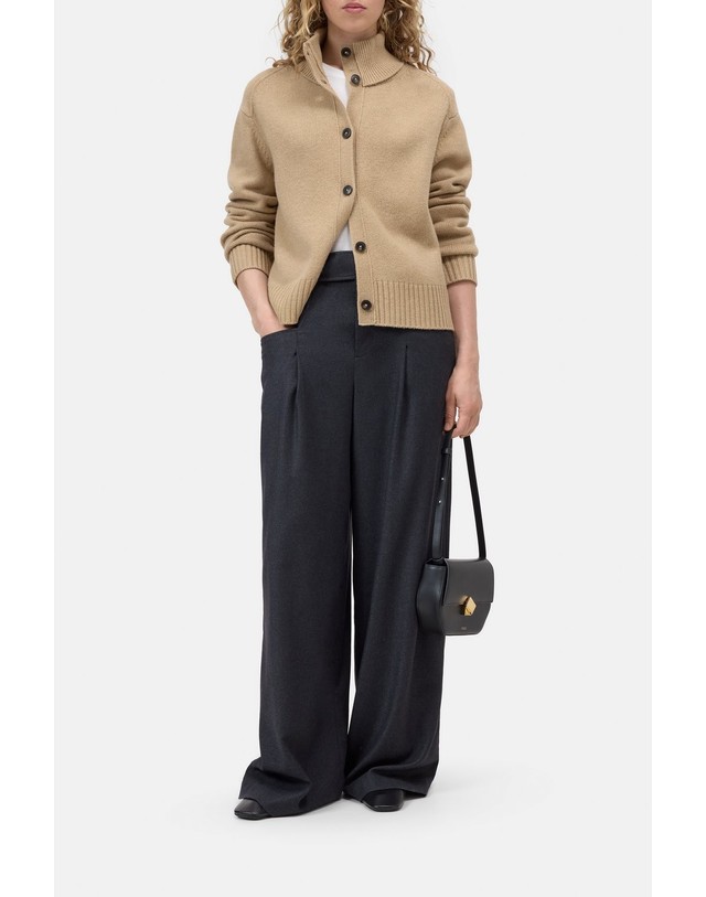 클로즈드 클로즈드 릴렉스핏 스탠드칼라 울 가디건 C96414-920-22-273 WHEAT BEIGE 베이지 착용컷