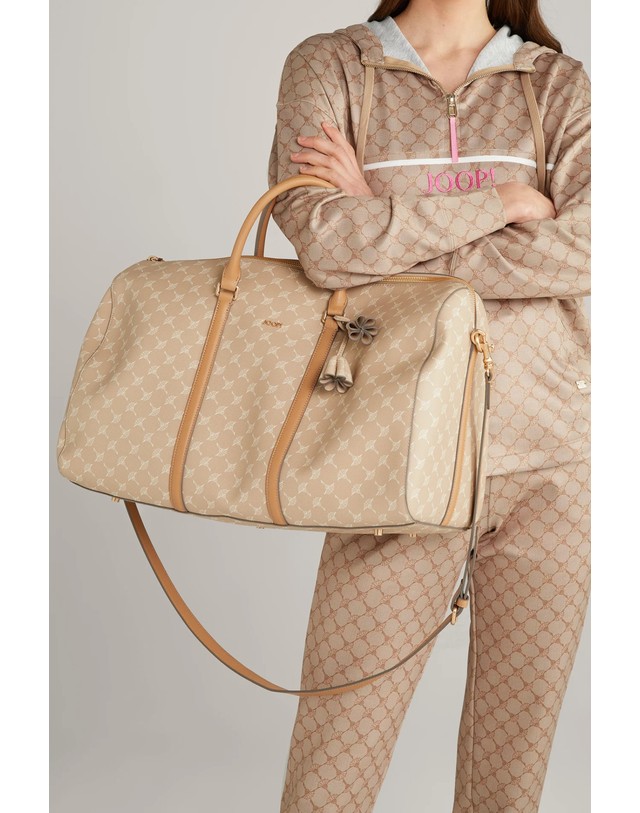 조프 주프 주프 콘플라워 위켄더 보스턴백 580004055-4140006146-714 BEIGE 베이지 착용컷