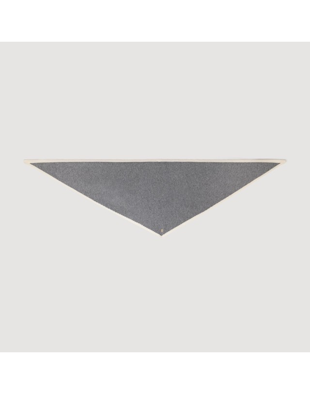 산드로 산드로 투톤 울 삼각 스카프 SFABO01248_B329 GRIS / ECRU 그레이 착용컷