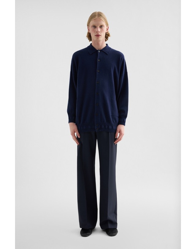 질샌더 질샌더 오버핏 캐시미어 폴로 가디건 J21HP0018J13290410 DUNKELBLAU 네이비 착용컷