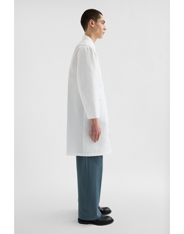 질샌더 질샌더 싱글 레귤러핏 롱 코트 J21SW0113J70221100 WEISS 화이트 착용컷