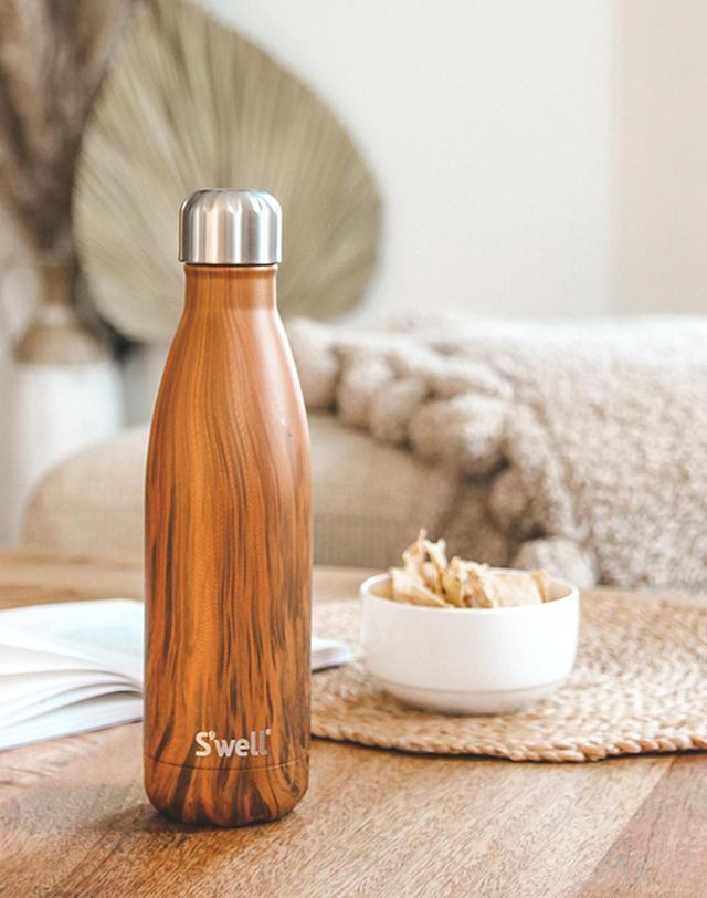 스웰 스웰 프리미엄 보틀 500ml 착용컷