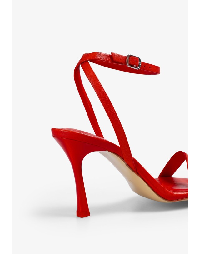 스칼퍼스 스캘퍼스 레더 앵클 스트랩 힐 샌들 10cm 58755-scnew-heel-sandal-ss25-orange ORANGE 레드 착용컷