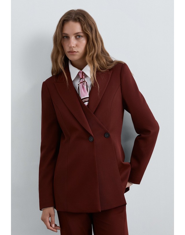 스칼퍼스 스캘퍼스 더블 버튼 레귤러핏 블레이저 72183-scdouble-lapel-blazer-aw2627-brown BROWN 레드 착용컷