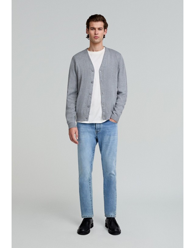스칼퍼스 스캘퍼스 코튼 캐시미어 버튼 가디건 33170-basic-cardigan-nos-grey GREY 그레이 착용컷