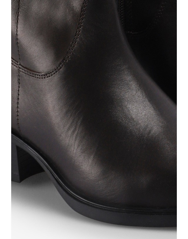 스칼퍼스 바가본드 웨스턴 포인티드 앵클 부츠 78796-kelsey-aw2627-ib-brown BROWN 초콜릿 착용컷