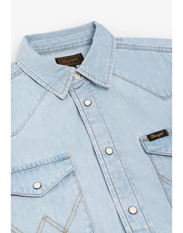 스칼퍼스 랭글러 스냅 버튼 포켓 웨스턴 데님 셔츠 78434 LIGHT DENIM 블루 착용컷