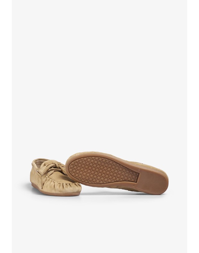 스칼퍼스 알로하스 스웨이드 레이스업 보트슈즈 70417-rowan-suede-ss26-ib-beige BEIGE 베이지 착용컷