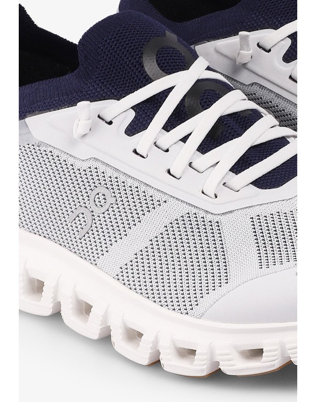 스칼퍼스 온 클라우드 6 버사 스니커즈 64689-cloud-6-versa-core-ib-whitenavy WHITE/NAVY 멀티컬러 착용컷