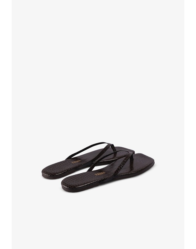 스칼퍼스 티키스 크록 스퀘어토 플립플랍 샌들 72580 DARK BROWN 초콜릿 착용컷