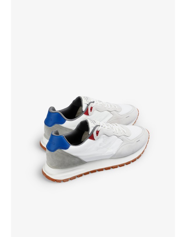 스칼퍼스 스캘퍼스 레트로 로고 스니커즈 60986 WHITE/BLUE 멀티컬러 착용컷