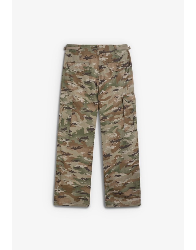 스칼퍼스 리바이스 배기핏 카모플라주 카고 팬츠 70427 CAMOUFLAGE 멀티컬러 착용컷