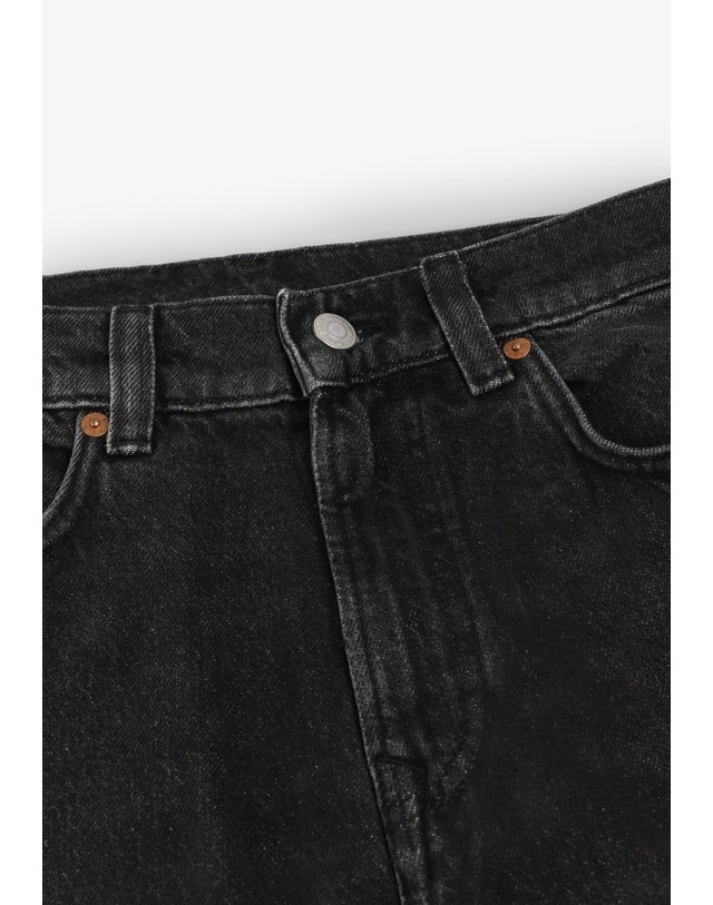 스칼퍼스 간트 스트레이트핏 워시드 청바지 74837 BLACK 네이비 착용컷