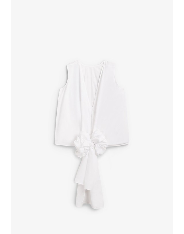 스칼퍼스 에센셜 백오픈 리본 박시핏 민소매 탑 74320 WHITE 화이트 착용컷