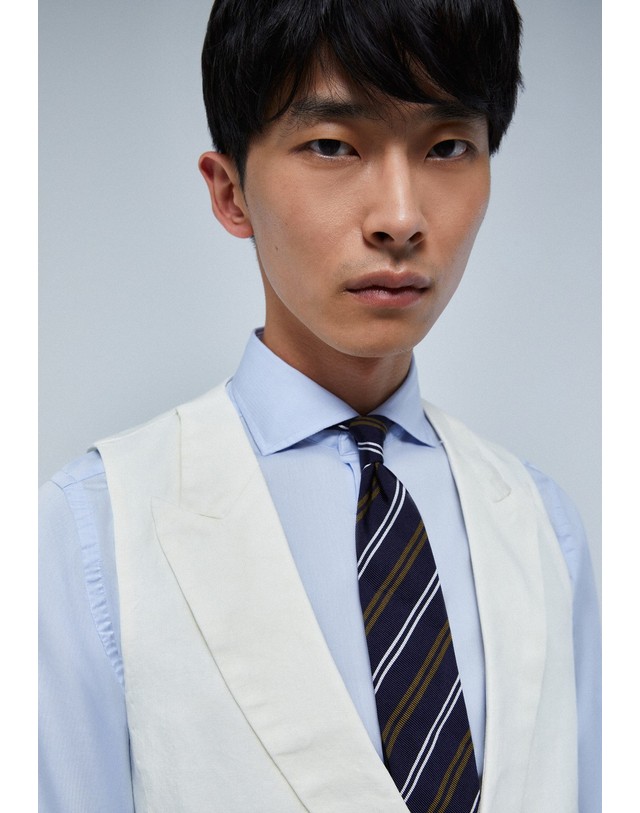 스칼퍼스 스캘퍼스 린넨 더블버튼 포멀 베스트 42627 OFF WHITE 아이보리 착용컷