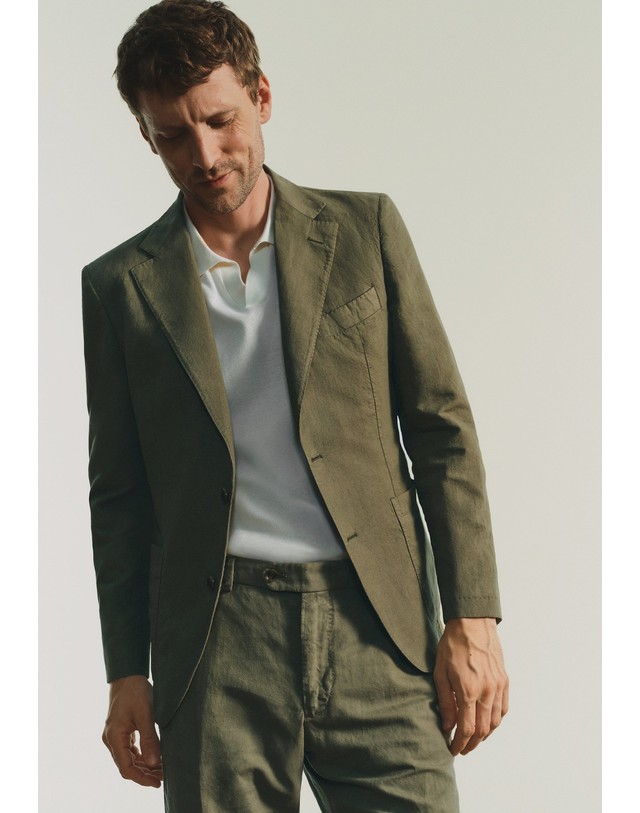 스칼퍼스 스캘퍼스 린넨 레귤러핏 정장 팬츠 65333 LIGHT KHAKI 카키 착용컷