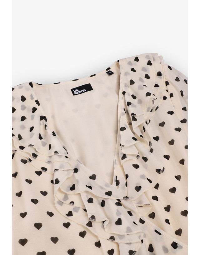 스칼퍼스 더쿠플스 프린트 러플넥 긴팔 미니 원피스 72570 WHITE/BLACK 아이보리 착용컷