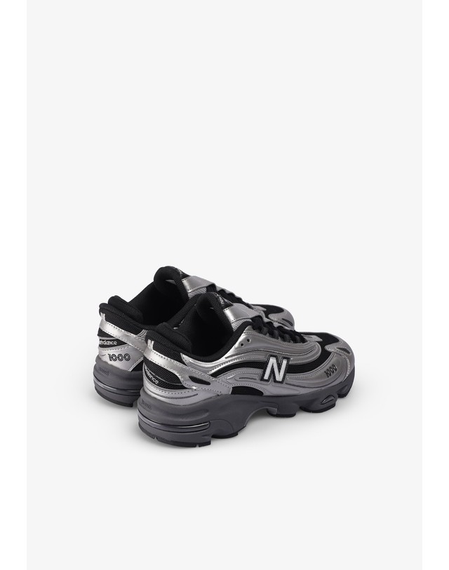스칼퍼스 뉴발란스 M1000 청키 레트로 스니커즈 68332 SILVER 실버 착용컷