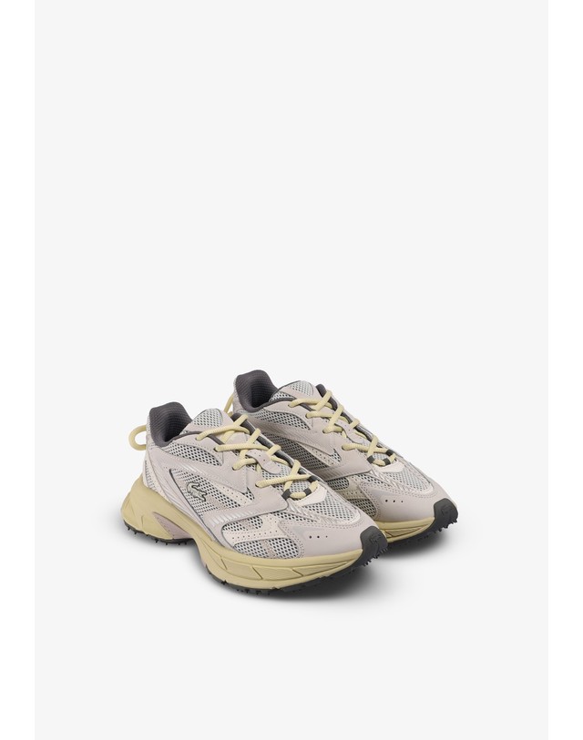 스칼퍼스 라코스테 L003 네오 샷 청키 스니커즈 70635 OFF WHITE/GREY 멀티컬러 착용컷