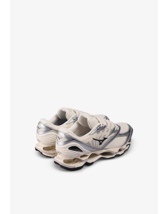 스칼퍼스 미즈노 웨이브 프로페시 LS 청키 스니커즈 74124 OFF WHITE 아이보리 착용컷
