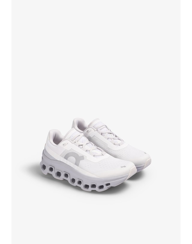 스칼퍼스 온 클라우드몬스터 남성 러닝 스니커즈 64687 LIGHT BLUE 화이트 착용컷
