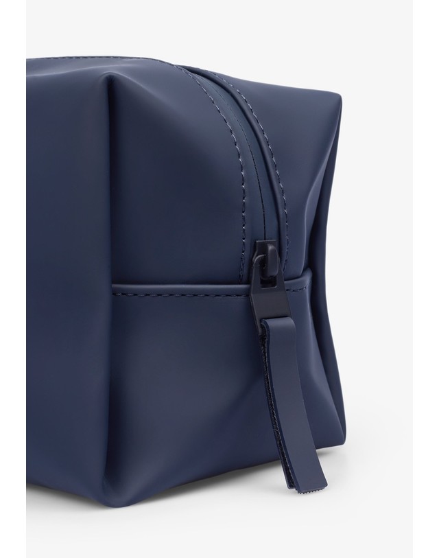 스칼퍼스 레인스 방수 핸들 스몰 파우치 39863 DARK BLUE 블루 착용컷