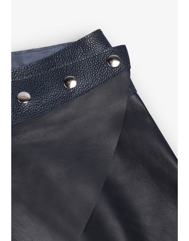 스칼퍼스 아벨리나 레더 스터드 벨트 미니 스커트 68511 DARK NAVY 네이비 착용컷