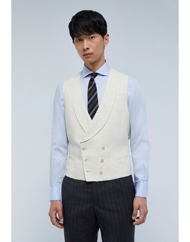 스칼퍼스 스캘퍼스 린넨 숄칼라 더블버튼 베스트 42625 BEIGE 아이보리 착용컷