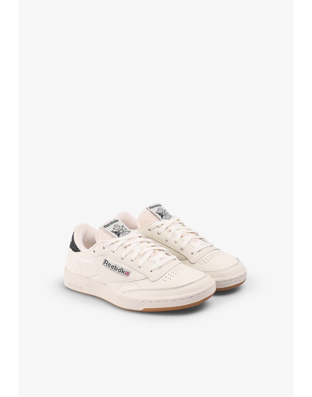 스칼퍼스 리복 클럽 C 85 빈티지 스니커즈 55038 WHITE/NAVY 아이보리 착용컷