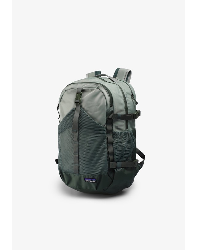스칼퍼스 파타고니아 30L 데이팩 메쉬 포켓 백팩 41302 GREEN 그린 착용컷