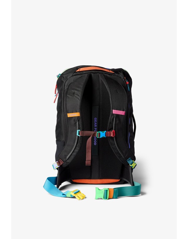 스칼퍼스 코토팍시 35L 여행용 아웃도어 백팩 72443 MULTICOLOR 멀티컬러 착용컷