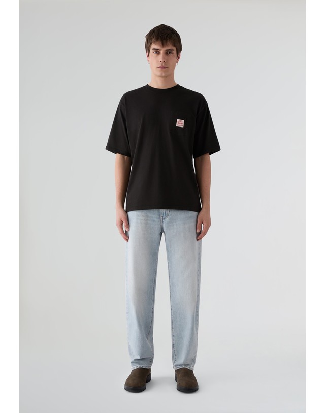 스칼퍼스 리바이스 568 루즈 스트레이트 데님 팬츠 70444 LIGHT DENIM 블루 착용컷