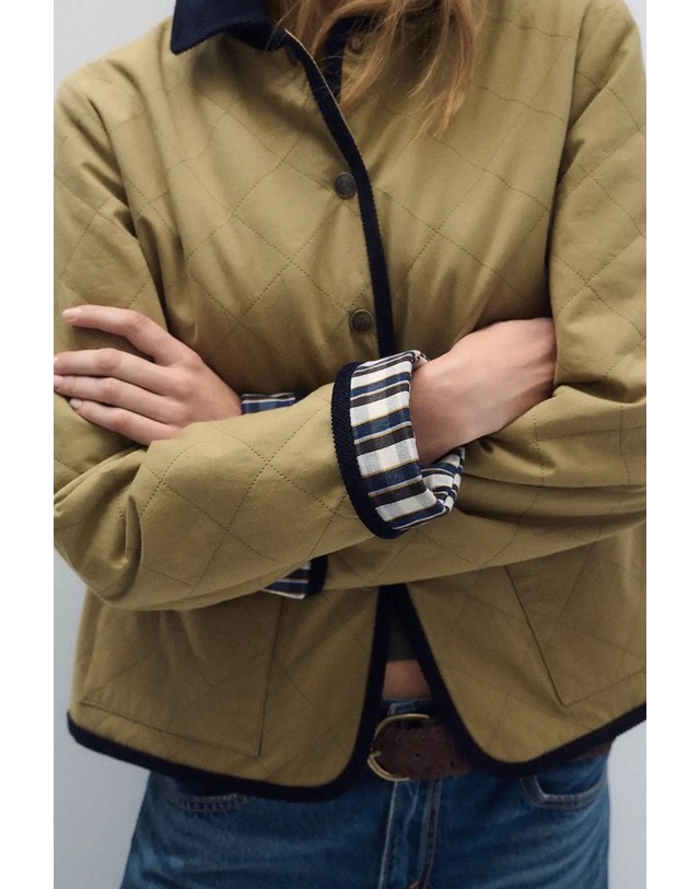 에쎄오에쎄 에세오에세 퀼팅 코듀로이 칼라 자켓 305078-1060 LIGHT KHAKI 카키 착용컷