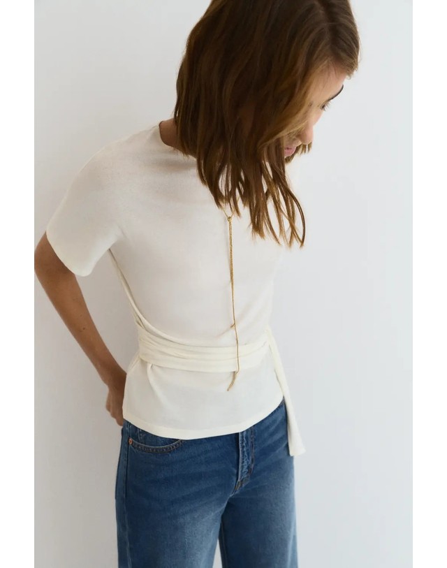 에쎄오에쎄 에세오에세 라운드넥 타이 반팔 탑 305509-1010 OFF WHITE 아이보리 착용컷