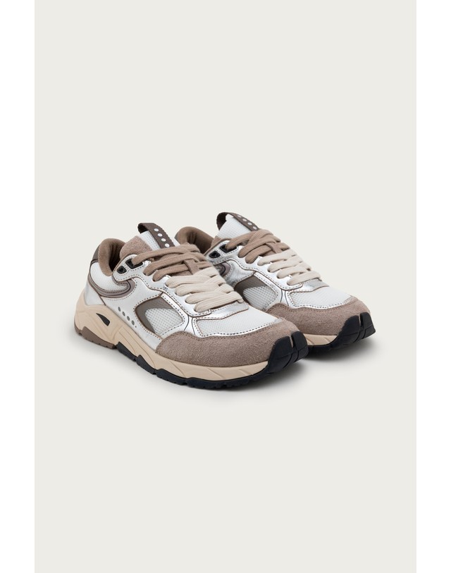 다다 다다 청키 레트로 러닝화 스니커즈 oromo-jasper JASPER 멀티컬러 착용컷