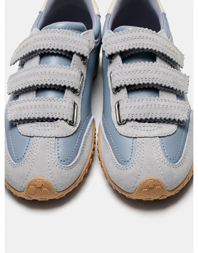 호프 호프 브릿지 벨크로 레더 스니커즈 22661414 VELCROS LIGHT BLUE 블루 착용컷
