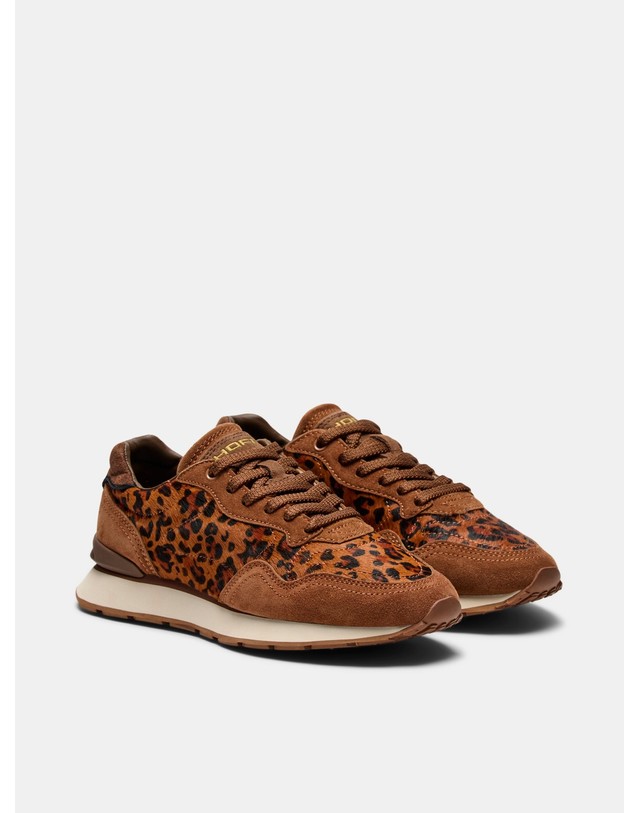 호프 호프 시티 레오파드 퍼 레더 스니커즈 12702004 LEOPARD CHOCOLATE 멀티컬러 착용컷