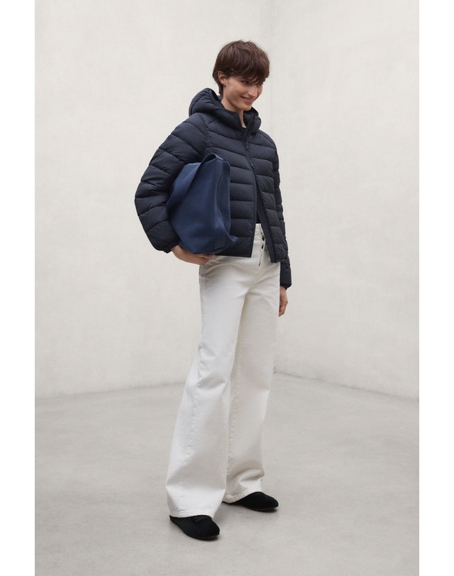 블루 바나나 에코알프 후드 집업 경량 숏 패딩 자켓 MCWGAJKASP000987W26 DEEP-NAVY 네이비 착용컷