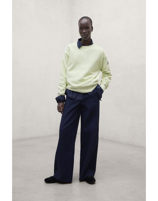 블루 바나나 에코알프 릴렉스핏 라운드넥 긴팔 맨투맨 MCWGASTGODOY0846W26 PASTEL-YELLOW 노랑 착용컷