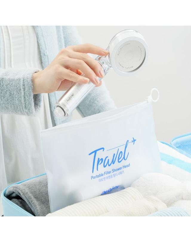 아토젯 아토젯 4세대 여행용 필터 샤워기 착용컷