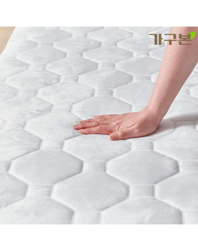 가구본 미니싱글 토퍼매트 착용컷