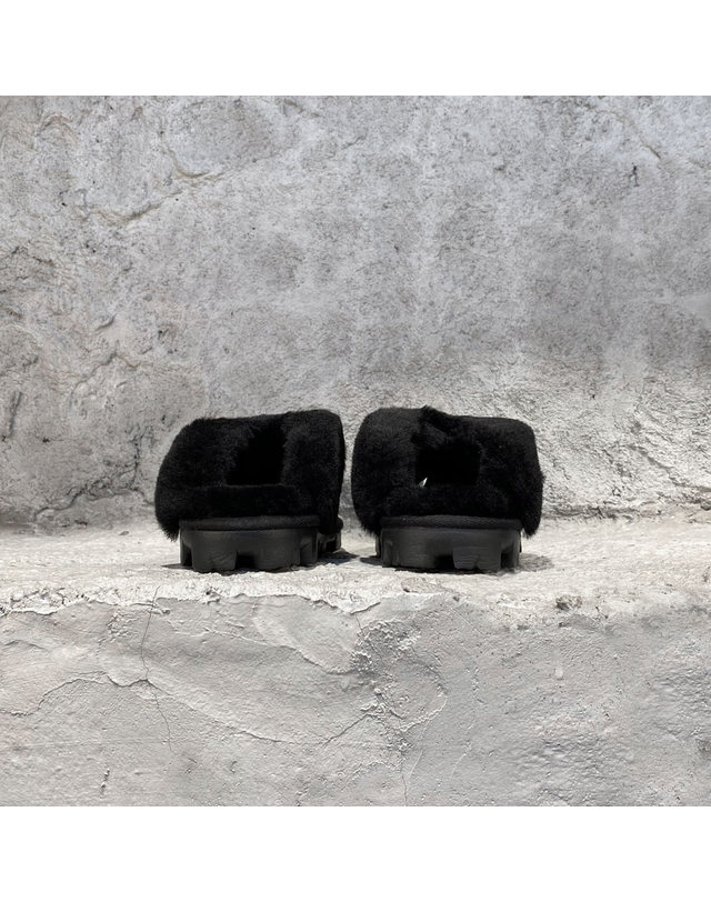 어그 어그 W 코케트 슬리퍼 블랙 5125-BLK 착용컷