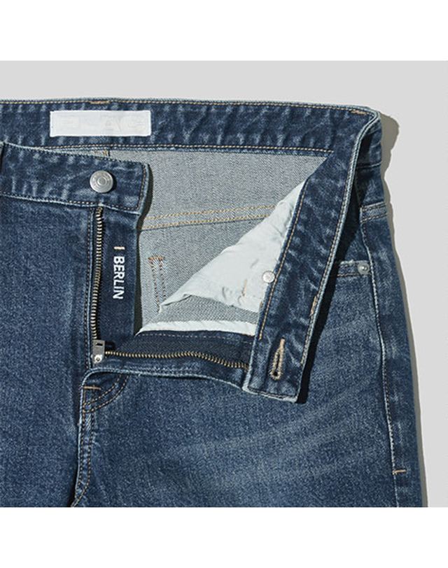 플랙 플랙 (PLAC) 22FW 남성 의류 베를린 M50 딥 블루 (PJTT5BEM505DI1) 착용컷