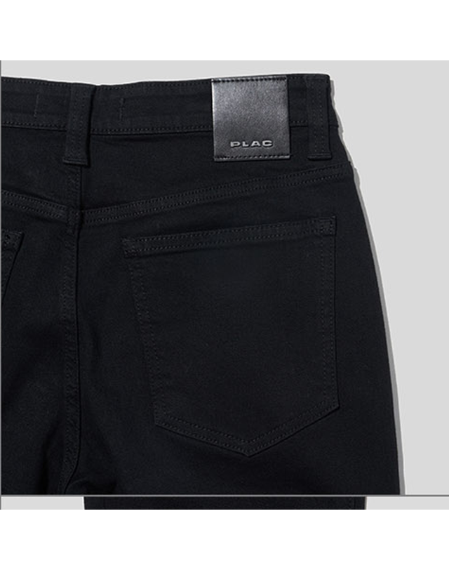 플랙 플랙 (PLAC) 22FW 남성 의류 노이커츠 051B 블랙 린스드 (PJTT5NK051BDB0) 착용컷