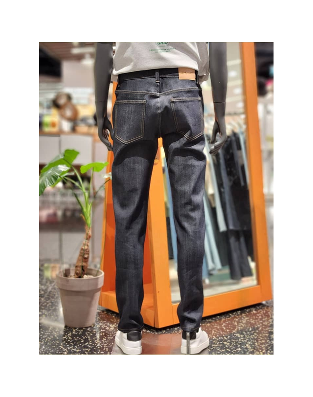 플랙 플랙 (PLAC) 22FW 남성 의류 베를린 M01 인디고 생지 (PJTT5BEM011DI0) 착용컷