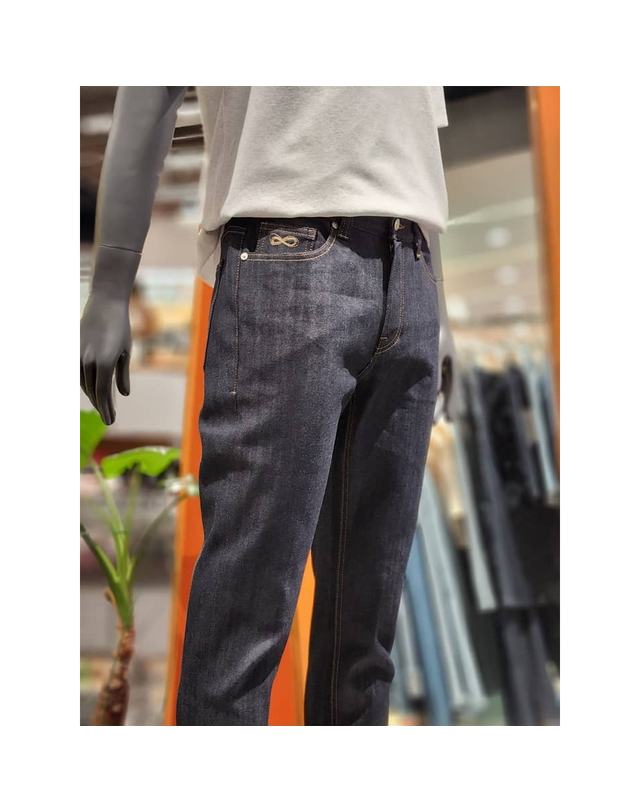 플랙 플랙 (PLAC) 22FW 남성 의류 베를린 M01 인디고 생지 (PJTT5BEM011DI0) 착용컷