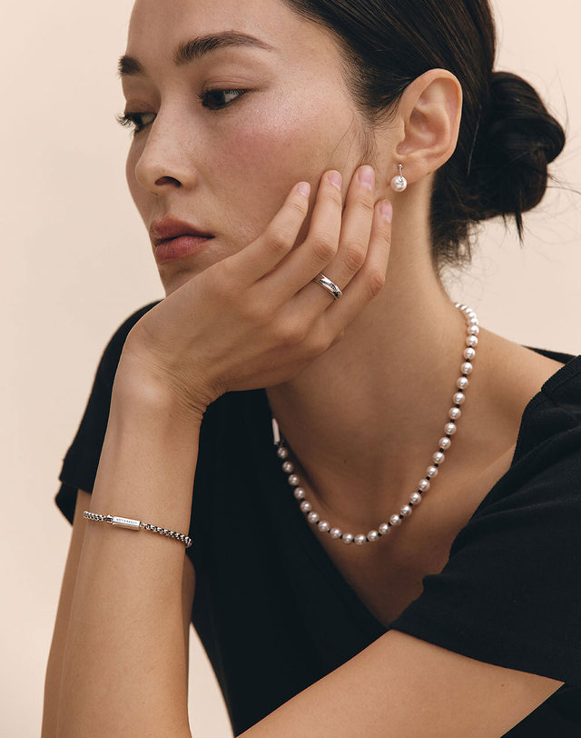이에르 로르 H에디션 (W) 라운드 박스 체인 팔찌 HL6B46633WS 착용컷